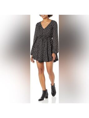 STEVE MADDEN PRINTED BLACK AND WHITE MINI DRESS XS
